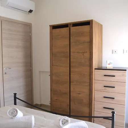 Dama Bianca Гостевой дом Альгеро